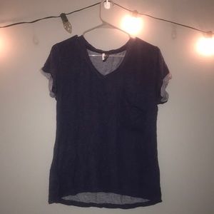 Soft Loose V-Neck Pocket Tee